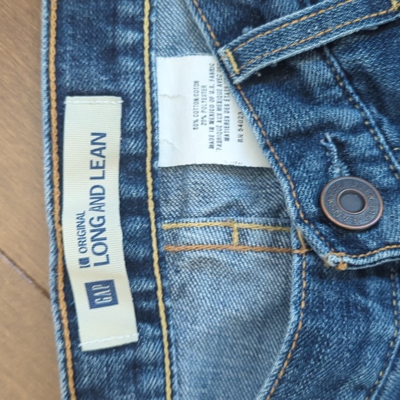 Gap Long and Lean Jeans sz 4 long Low Rise EUC. - Picture 2 of 5